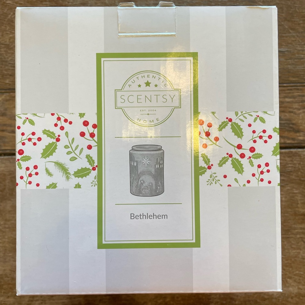 Scentsy Bethlehem Warmer; full size